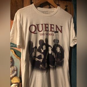 Queen tshirt brand new